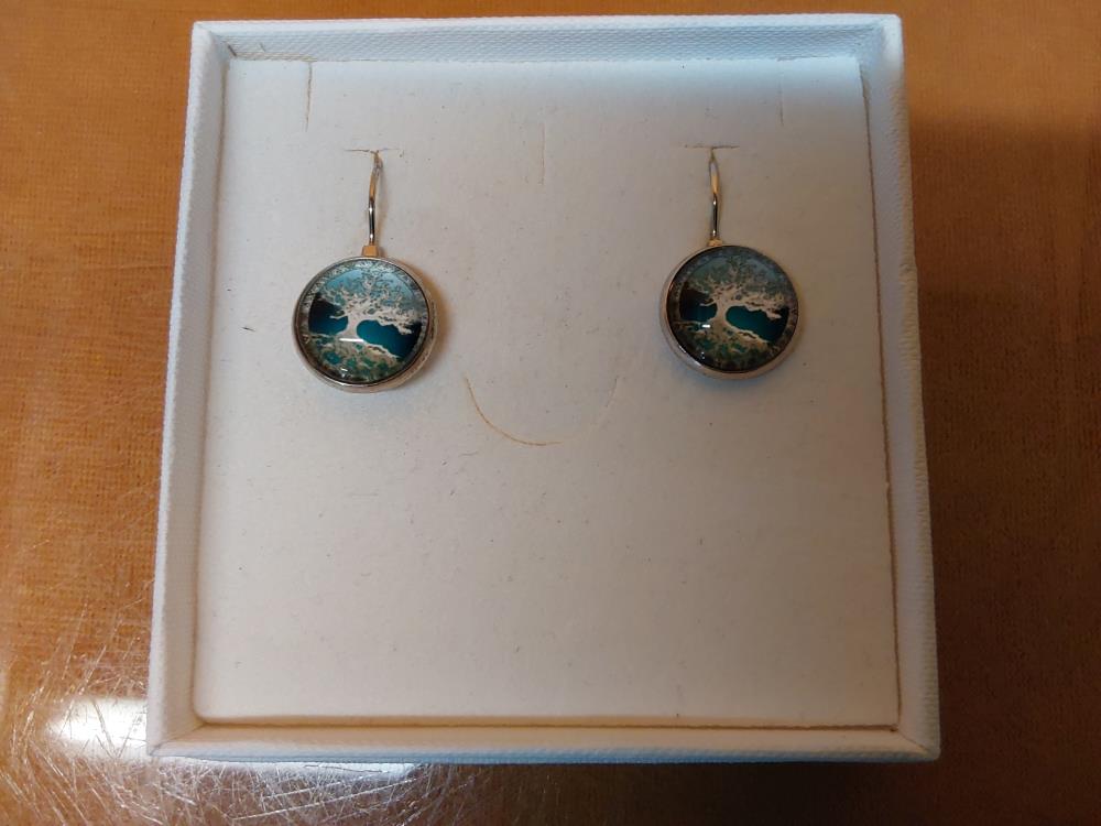 PAIRE DE BOUCLES D'OREILLES ROND BLEU