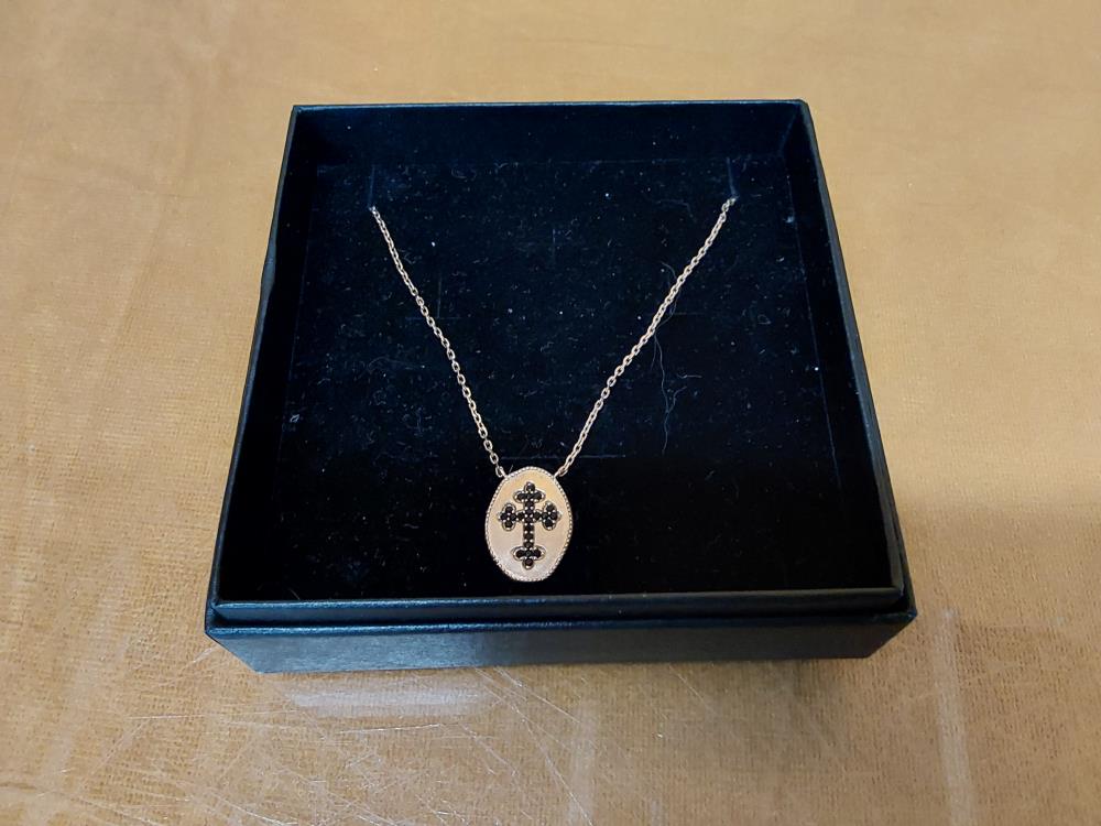 COLLIER MEDAILLON + CROIX PL-OR