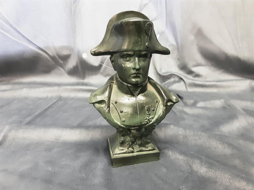 BUSTE NAPOLÉON EN MÉTAL 