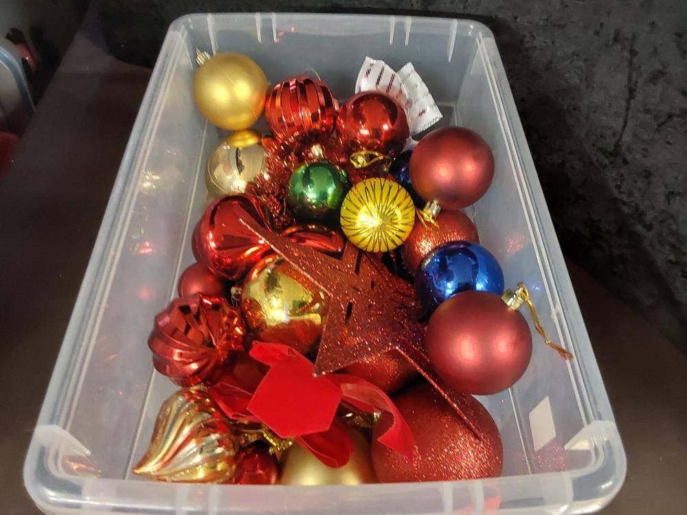 BOULE DE NOEL PM VENDUE A LA PIECE