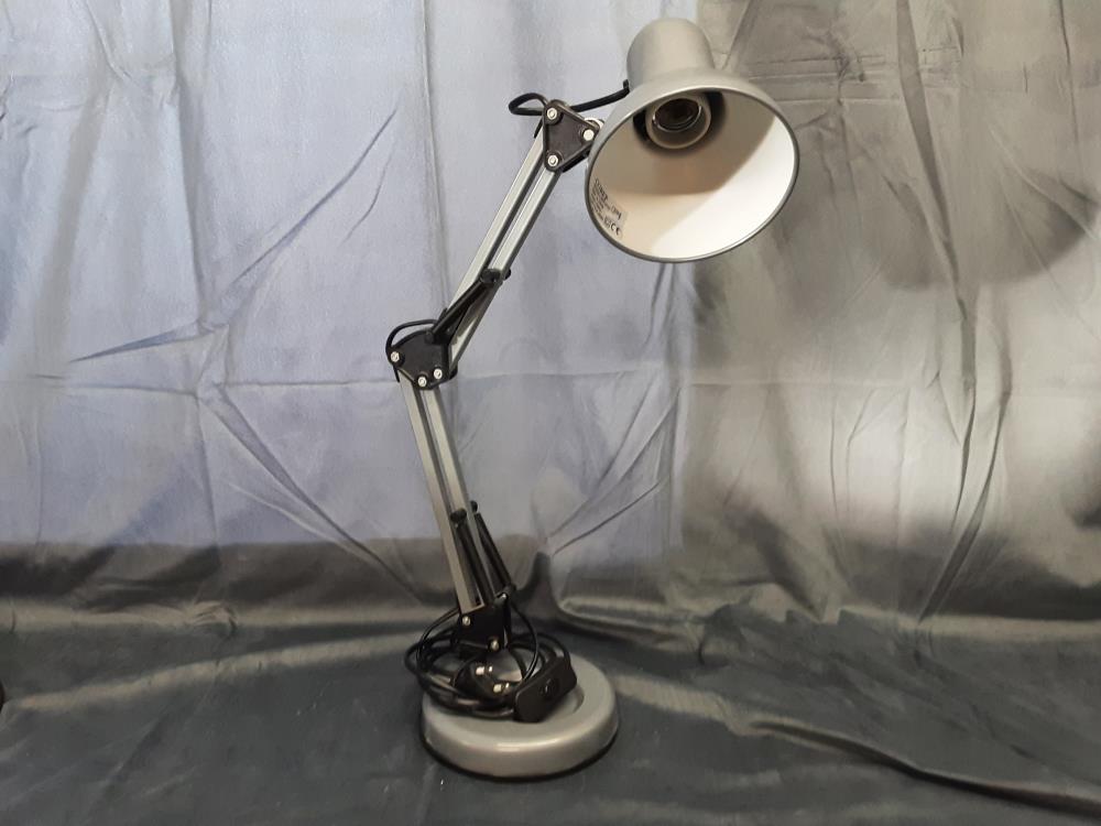 LAMPE DE BUREAU GRISE EN METAL PIED ARTICULÉ