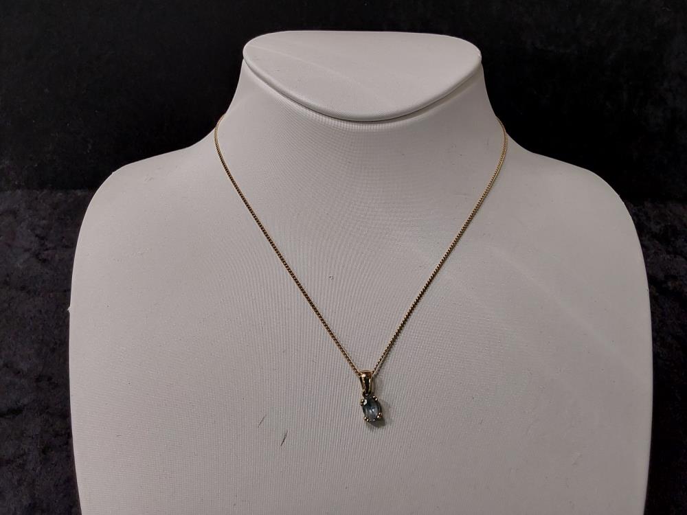 CHAINE AVEC PENDENTIF PL-OR COLORIS AIGLE MARINE