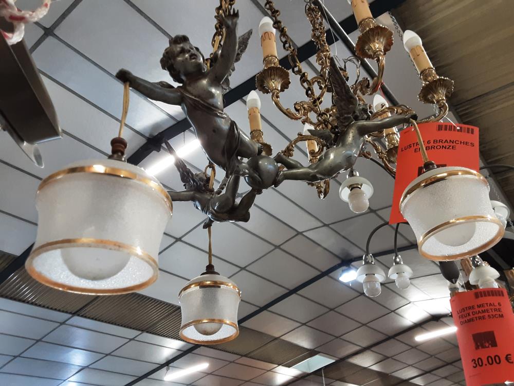 LUSTRE 3 BRANCHES CHÉRUBINS EN RÉGULE
