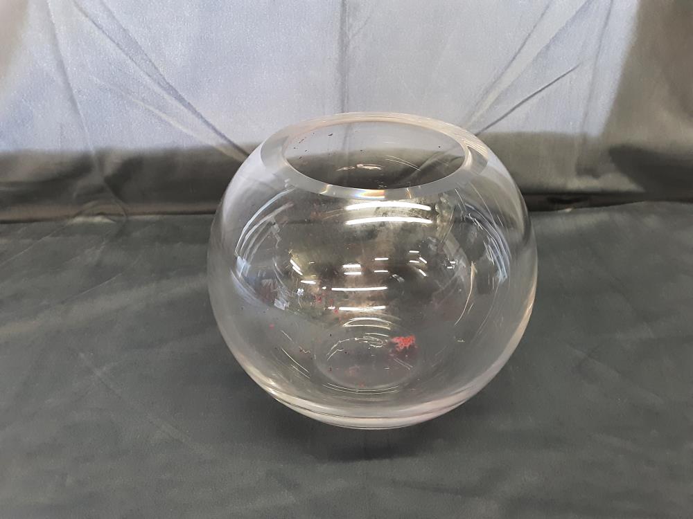 VASE EN CRISTAL ROND