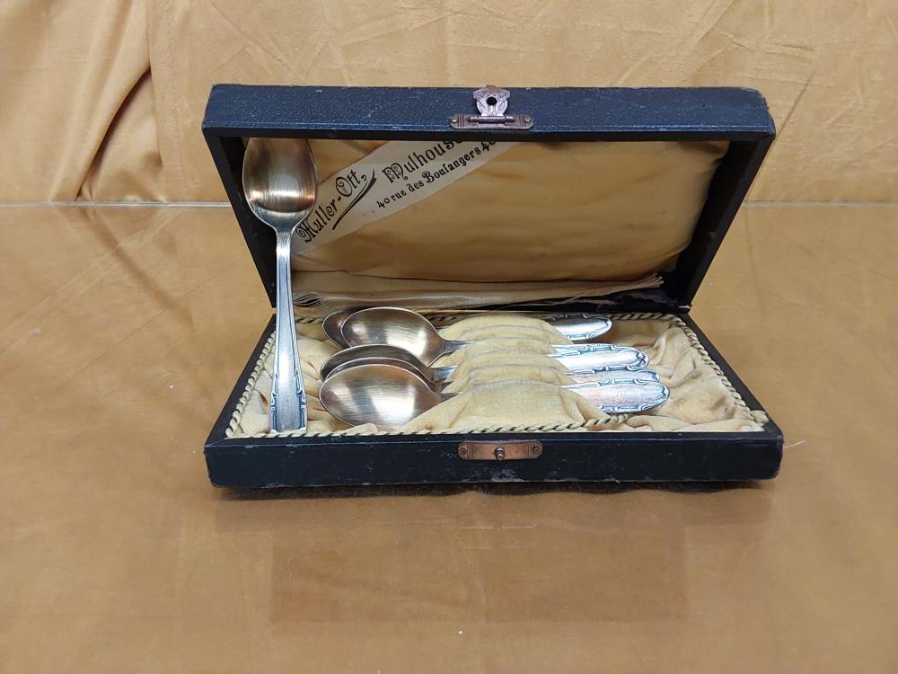 LOT DE 6 CUILLERES A CAFE M.A