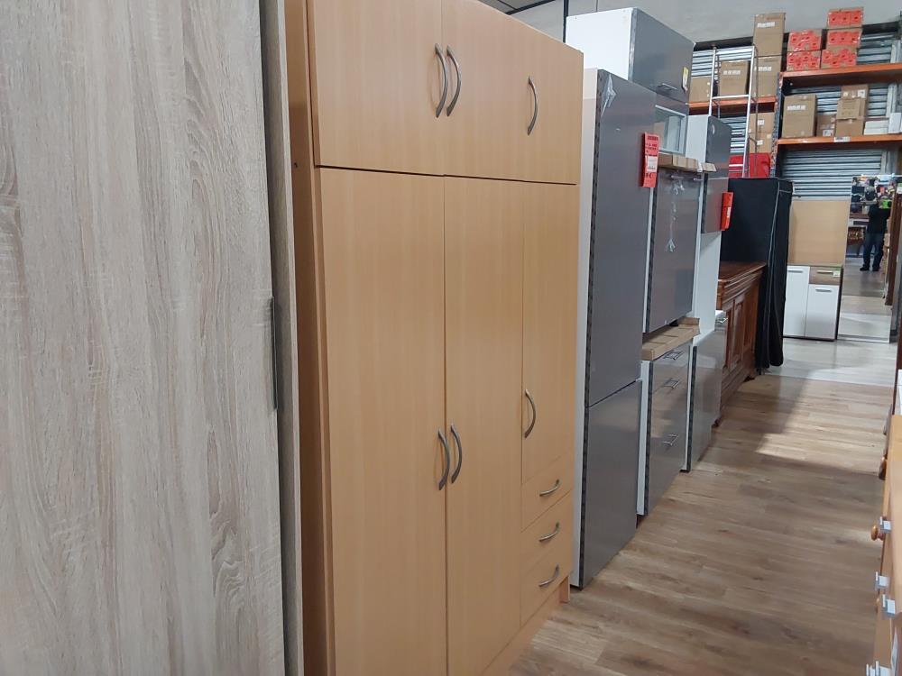 ARMOIRE 6 PORTES 3 TIROIRS 
