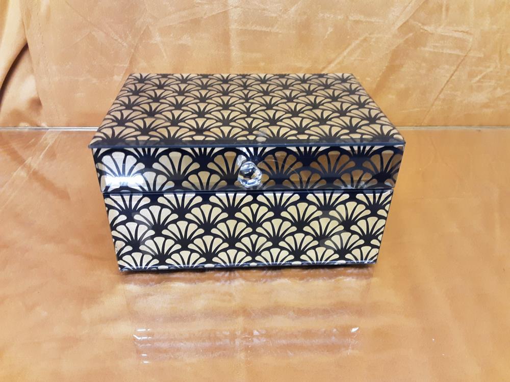 BOITE A BIJOUX MIROIR ET NOIR