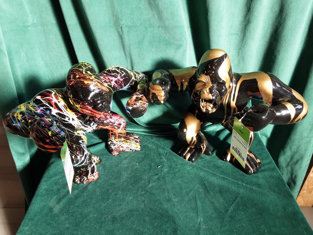 GORILLE BOXEUR PM 30CM