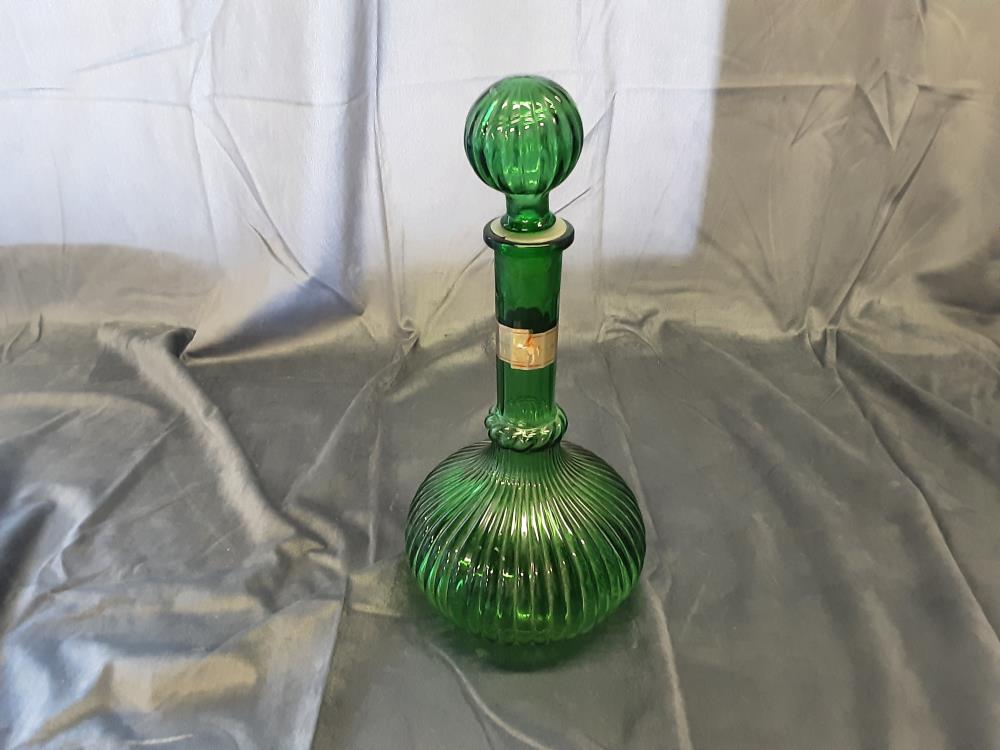 CARAFE EN VERRE VERT 