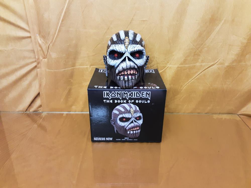 BOITE IRON MAIDEN POLYRÉSINE PEINTE MAIN