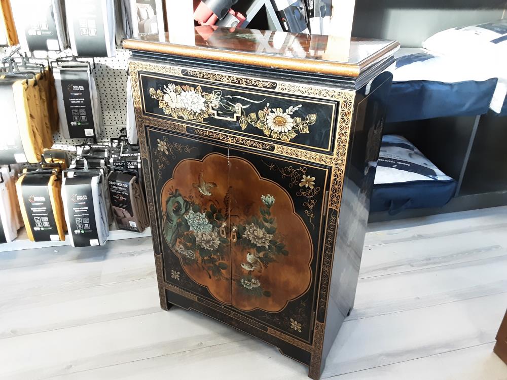 MEUBLE BAS 2 PORTES 1 TIROIR DECOR ASIATIQUE