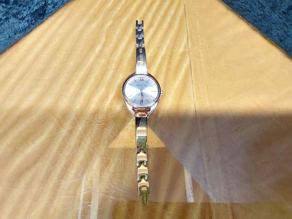 MONTRE FEMME CERRUTI 1981