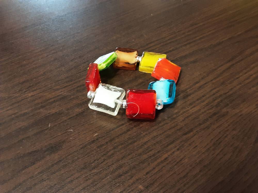 BRACELET EN VERRE MULTICOLORE