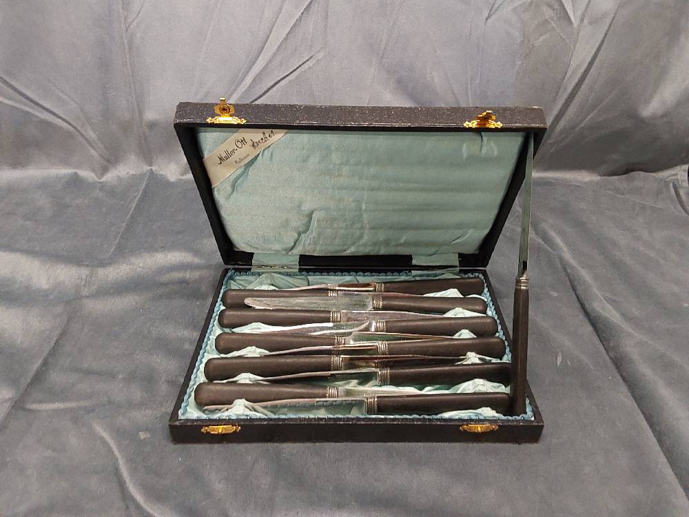 12 COUTEAUX MANCHE CORNE NOIRE 