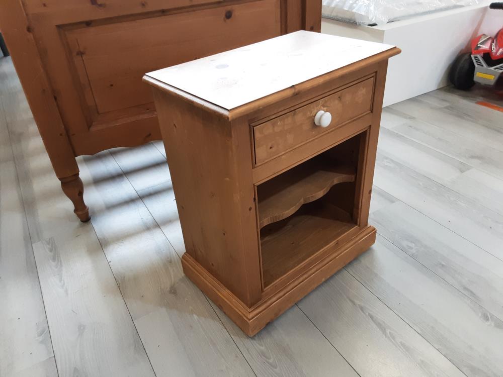 CHEVET INTERIORS 1PORTE  1 TIROIR 1 NICHE