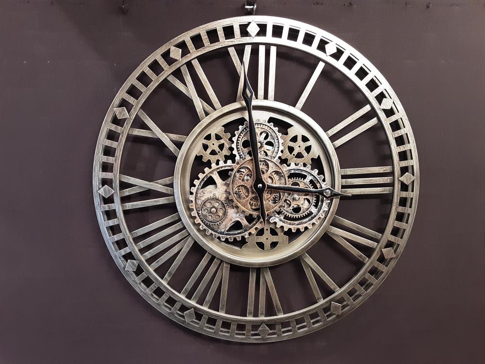 PENDULE MURALE DORÉE A ENGRENAGES DIAMETRE 60CM