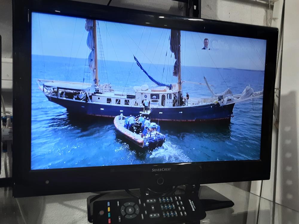 TELEVISION  SILVERCREST 54CM + TC