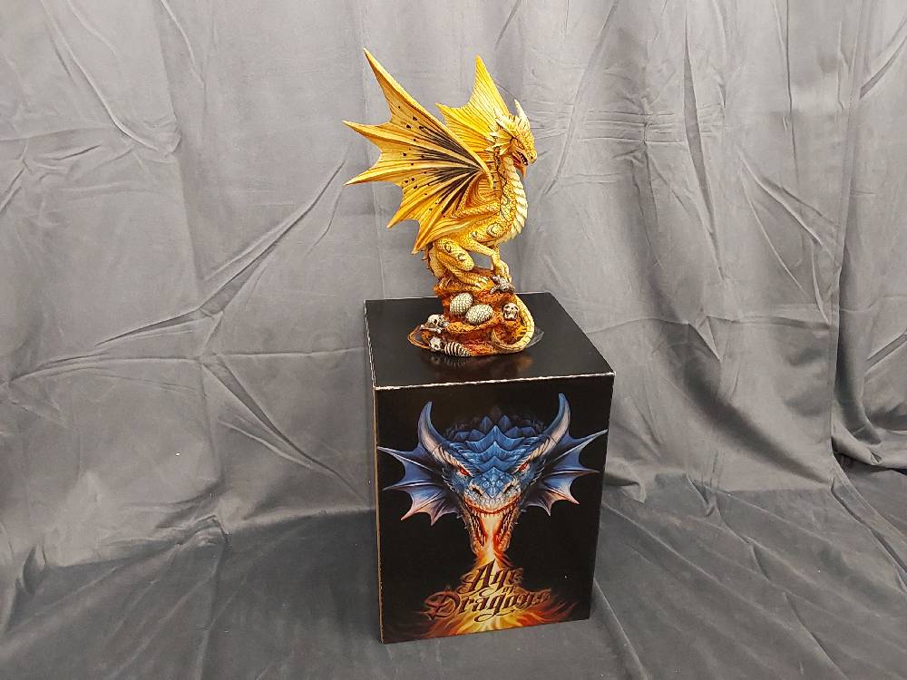 DRAGON MARRON LICENCE ANNE STOKES 21X28CM (DA-035U)