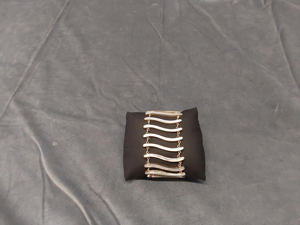 BRACELET ARGENET ET NACRE