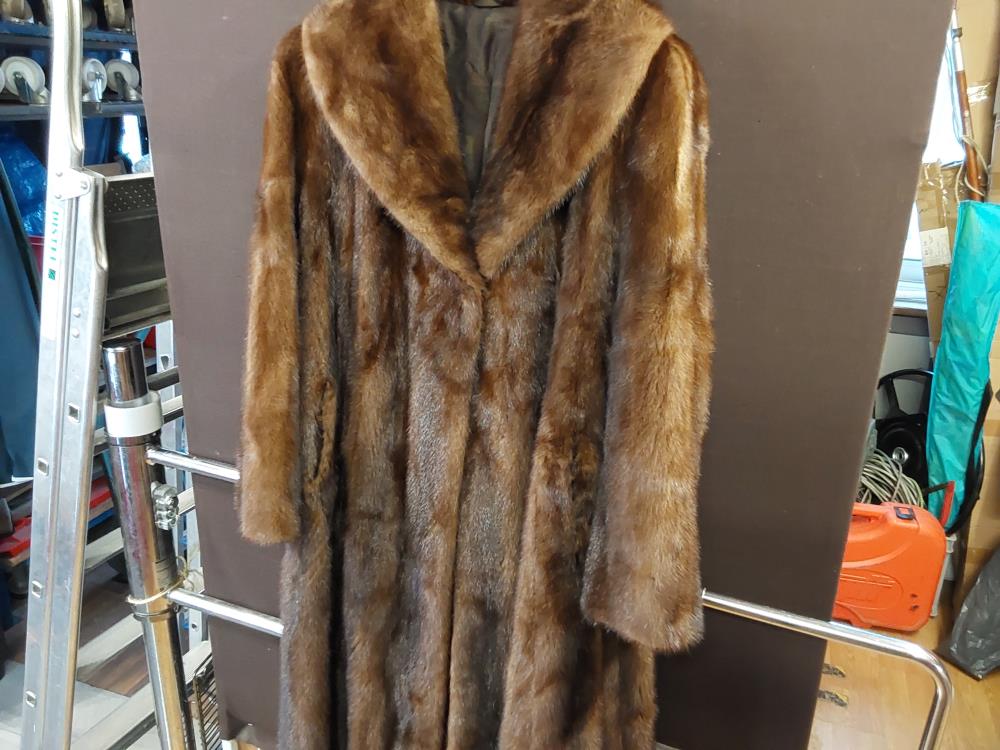 MANTEAU DE FOURURE VISON