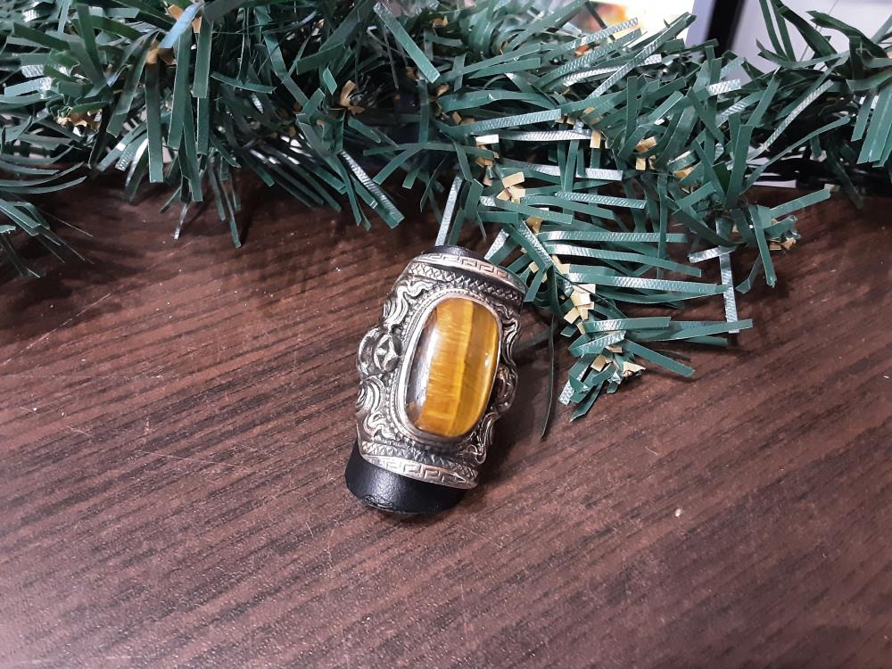 BAGUE EN ARGENT AVEC OEIL DU TIGRE