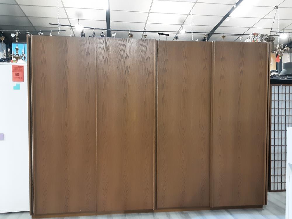 ARMOIRE 4 PORTES COULISSANTES COLORIS BRUN
