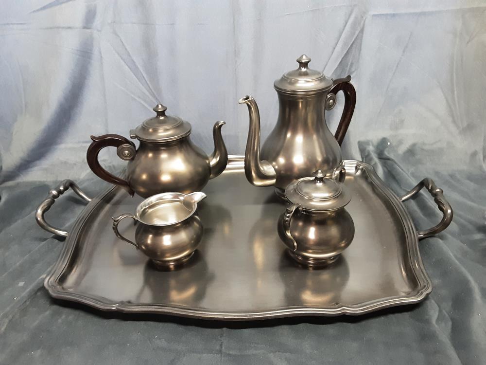 SERVICE À CAFE ET THÉ 5 PIÈCES AVEC PLATEAU EN ETAIN 