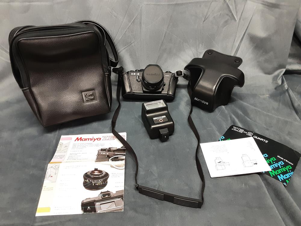 APPAREIL PHOTO MAMIYA ZE-2 + FLASH