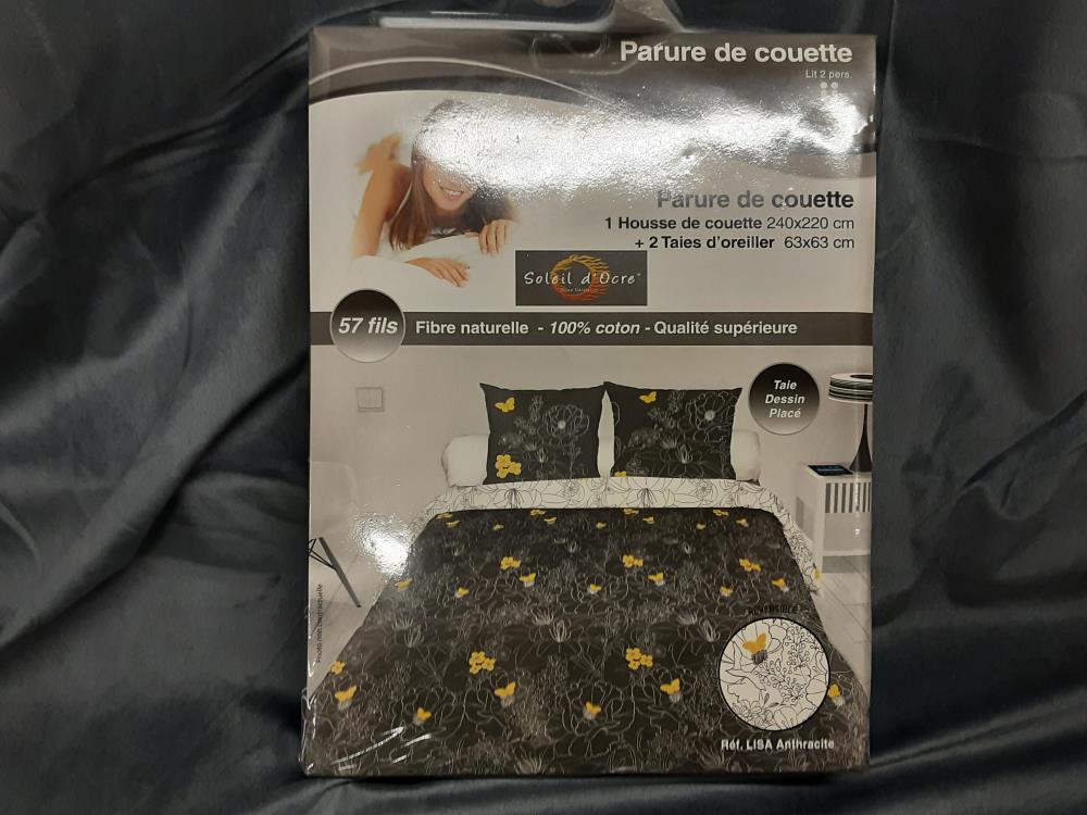 PARURE EN COTON GRISE FLEURS JAUNES (HOUSSE DE COUETTE 240X200CM + 2 TAIES OREILLERS) DESTOCK