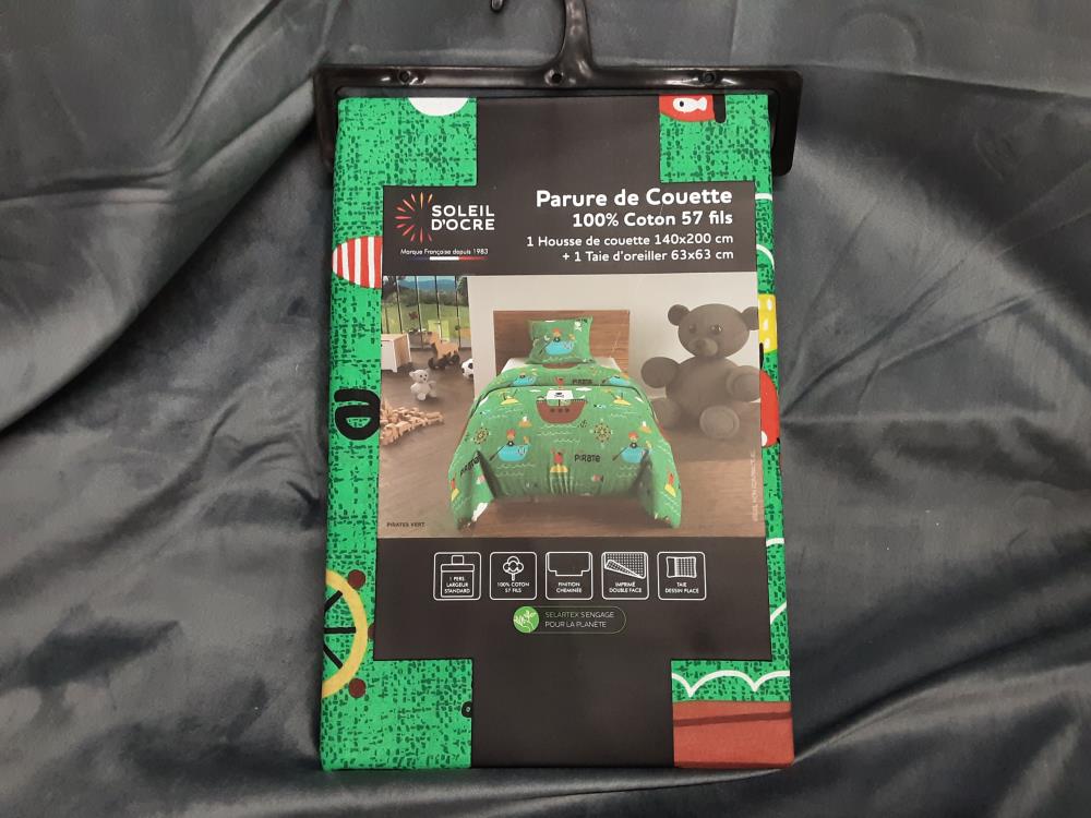 PARURE EN COTON PIRATES VERTS (HOUSSE DE COUETTE 140X200CM + 1 TAIE OREILLER) (633811)
