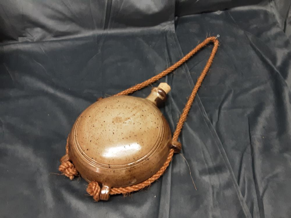 GOURDE DÉCORATION MURALE EN GRÈS