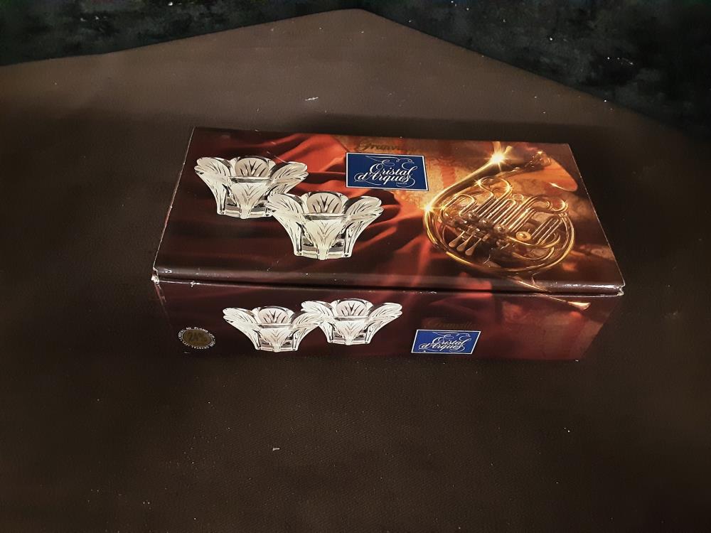 SALIÈRE ET POIVRIER EN CRISTAL D'ARQUES