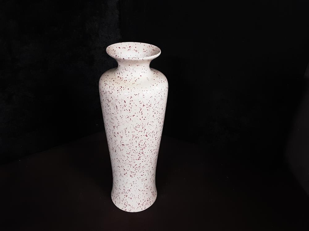 VASE BLANC ET ROUGE