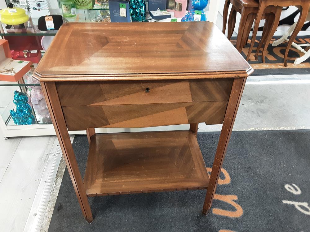 MEUBLE COUTURIERE SANS CLEF AVEC MIROIR - 1 TIROIR