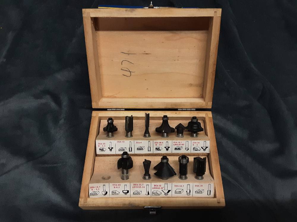 JEU DE FRAISES A BOIS POUR DEFONCEUSE KINZO