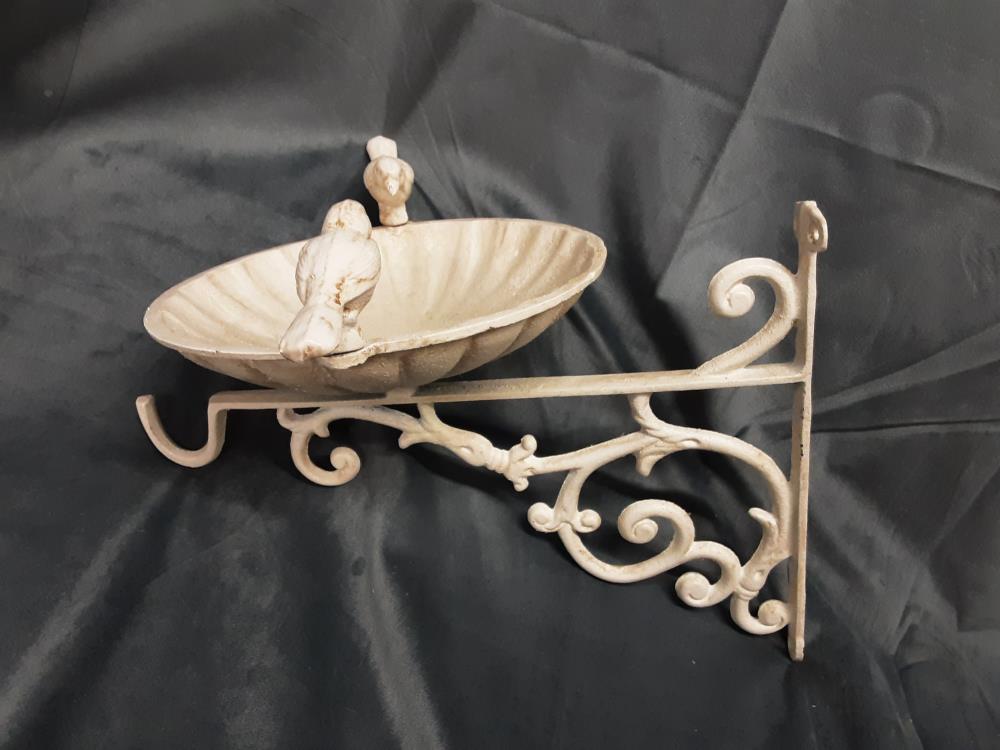 ABREUVOIR A OISEAUX MURAL EN FONTE COLORIS BLANC (HA-65)