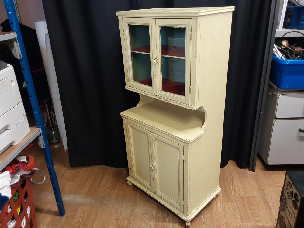 BUFFET POUR ENFANT JAUNE 