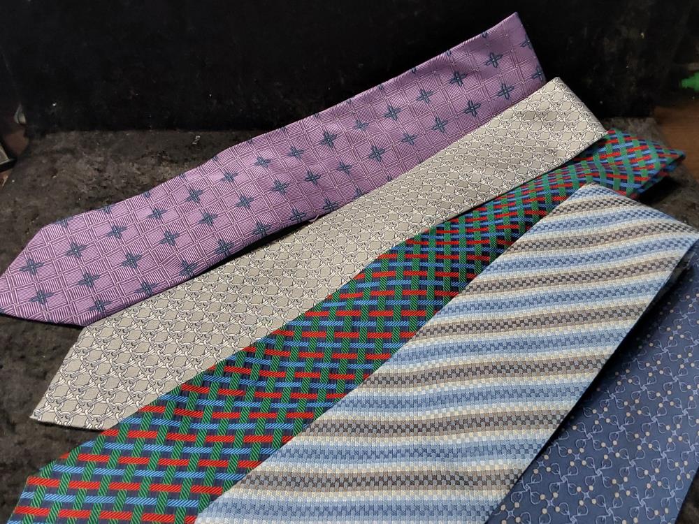 CRAVATE HERMES 100%SOIE - DIFFÉRENTS MODÈLES DISPONIBLES