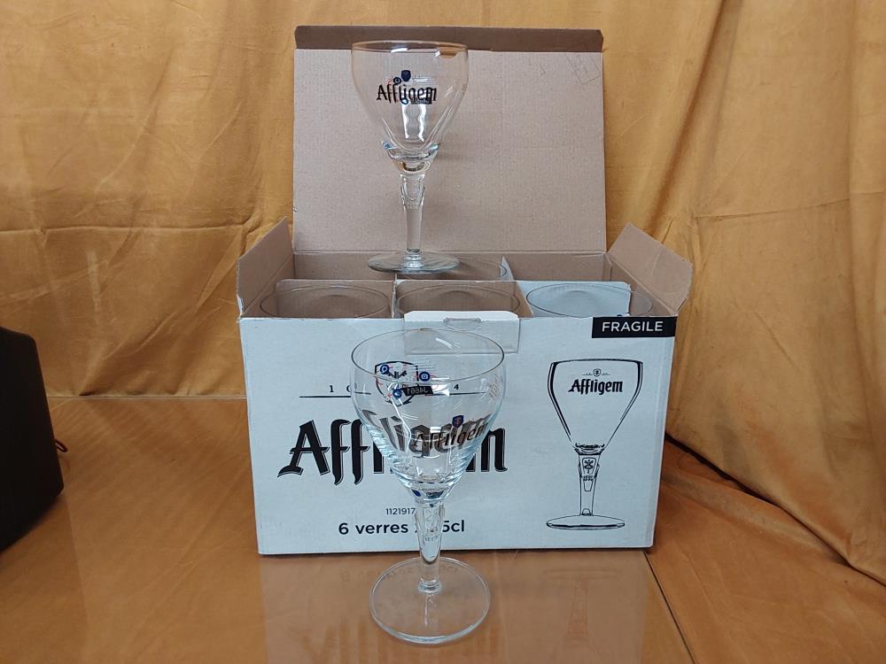 LOT DE 6 VERRES A BIERE 25CL AFFLIGEN DANS CARTON 