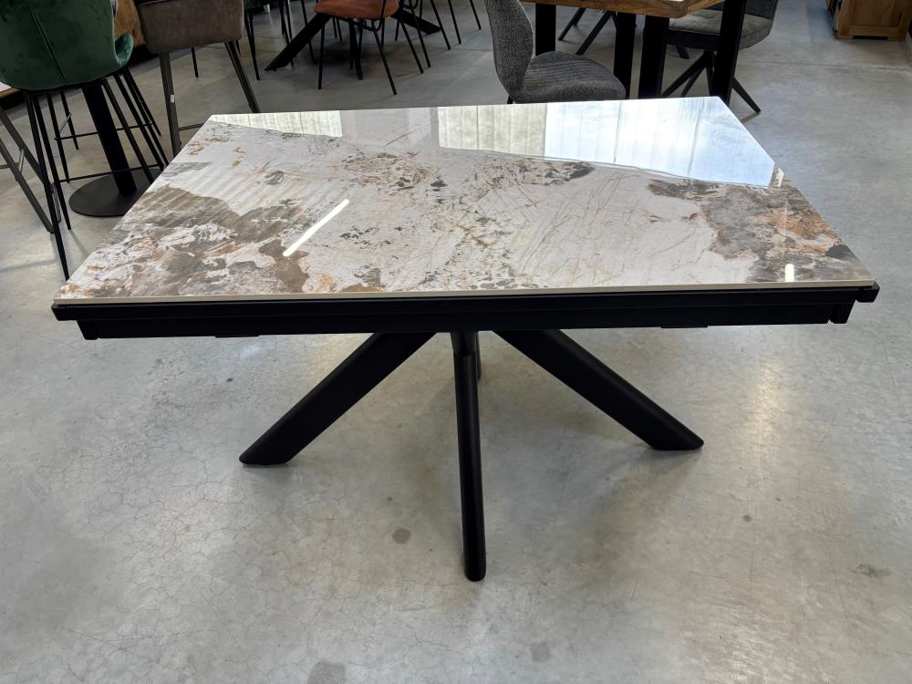 TABLE CERAMIQUE MARBREE NOIRE 220CM OUVERTE PIEDS METAL NOIRS ARAIGNEE + 2 ALL.50CM RF5867DT/PN031