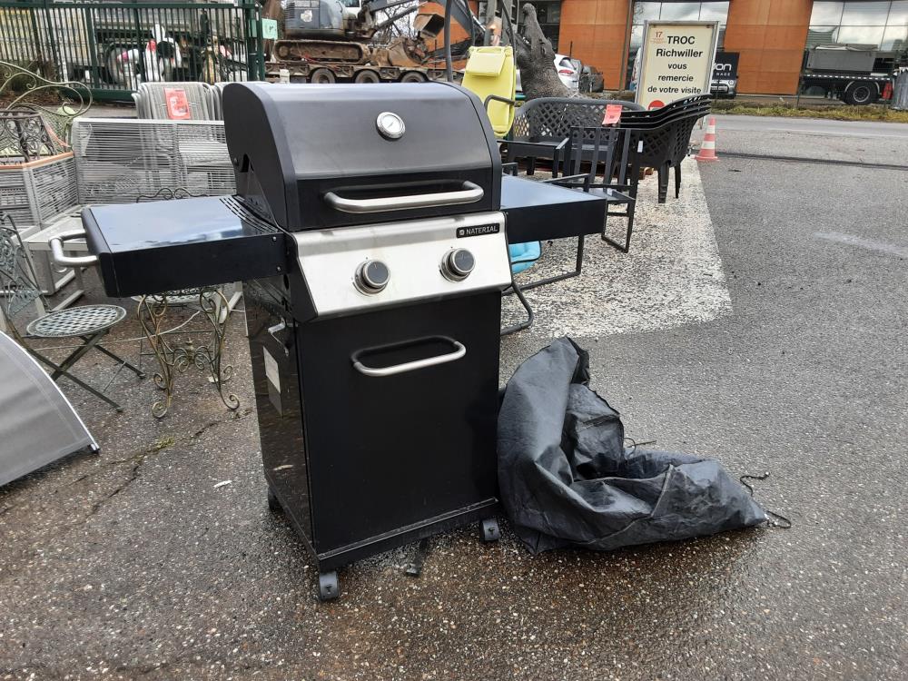 BARBECUE A GAZ BOUTEILLE NATERIAL + BACHE