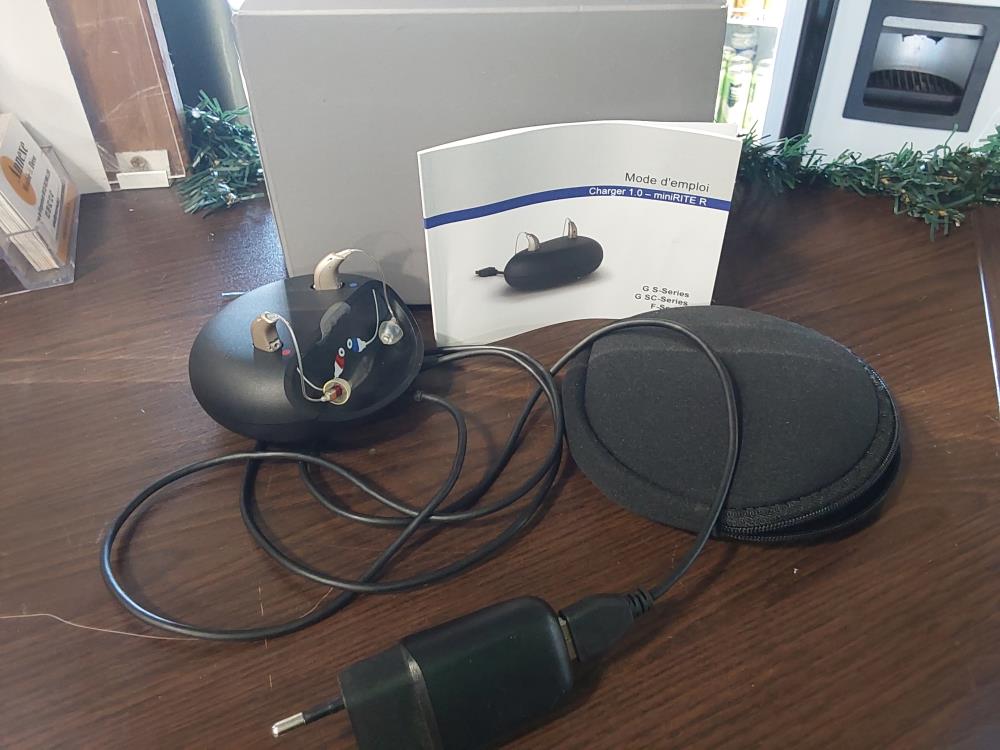 ECOUTEUR DISCRET POUR AIDE AUDITIVE JAMAIS SERVI