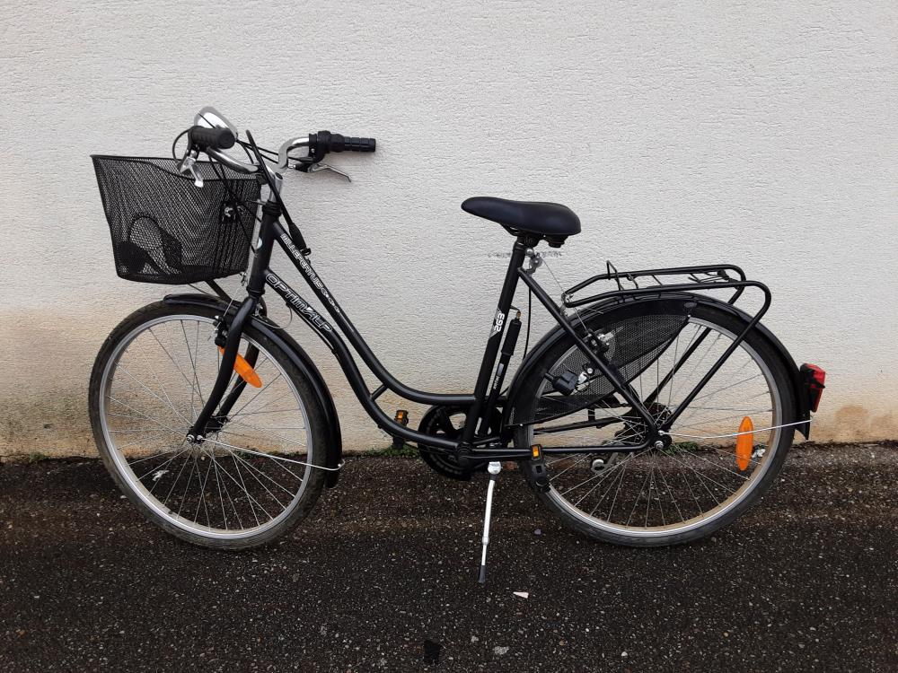 VELO DE VILLE POUR DAME -  NOIR AVEC PANIER OPTIMAL 263 - 26 POUCES