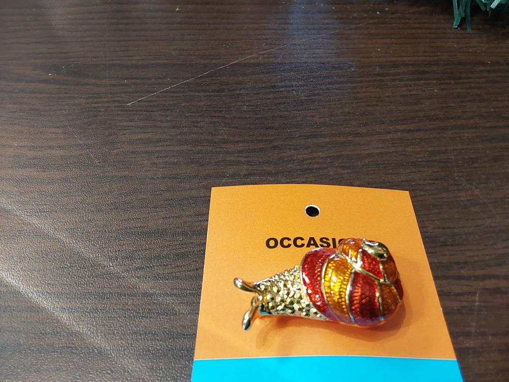 BROCHE FANTAISIE ESCARGOT