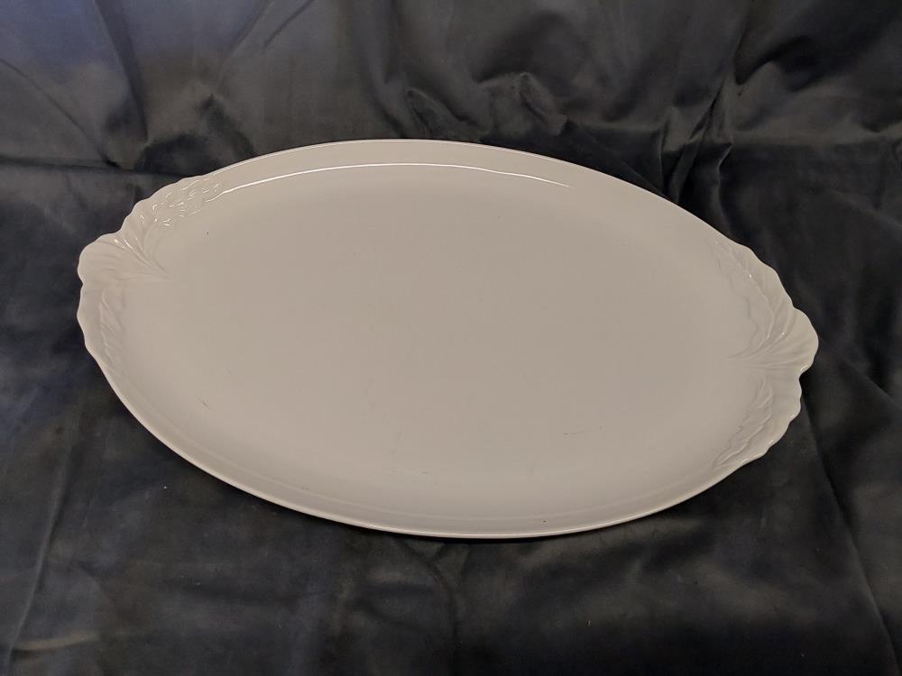 PLAT GM OVALE VILLEROY ET BOSCH BLANC