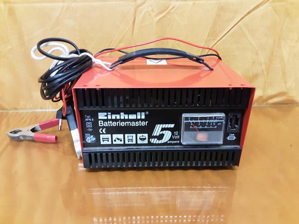CHARGEUR DE BATTERIE EINHELL  5 AMP 12V