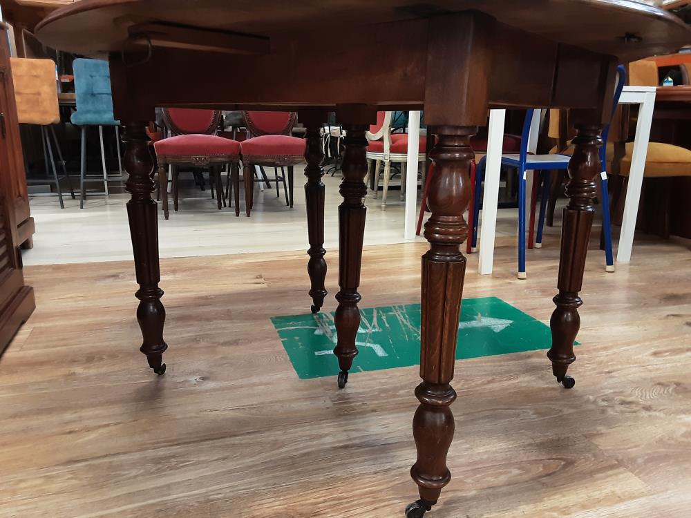 TABLE A RABATS BOIS FONCE SANS ALLONGE