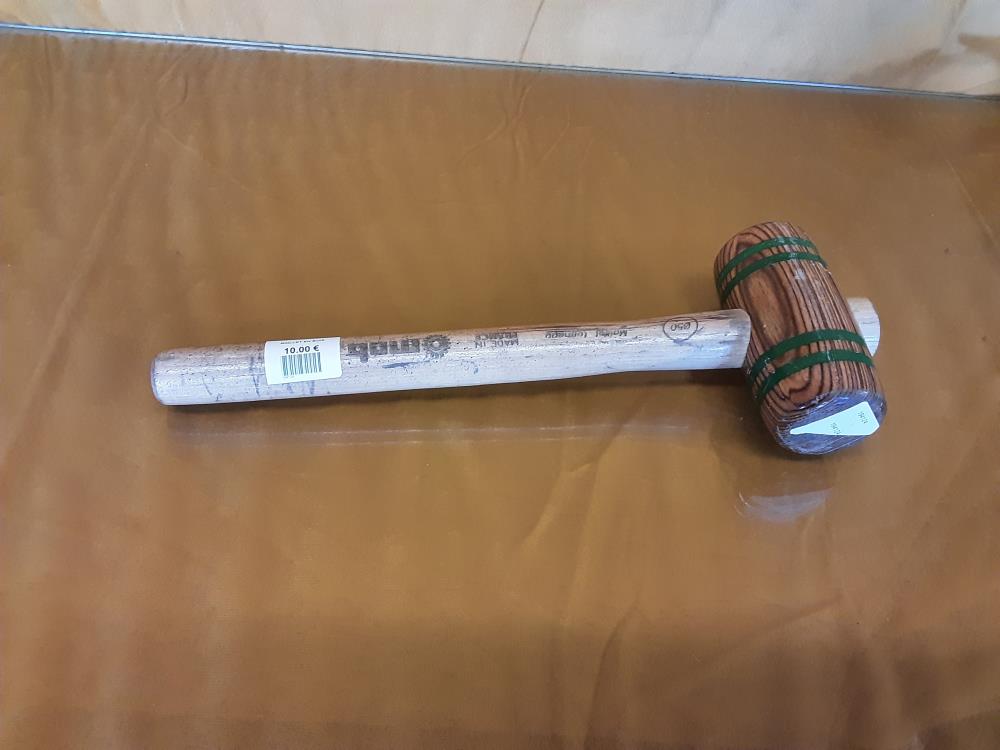 MAILLET EN BOIS