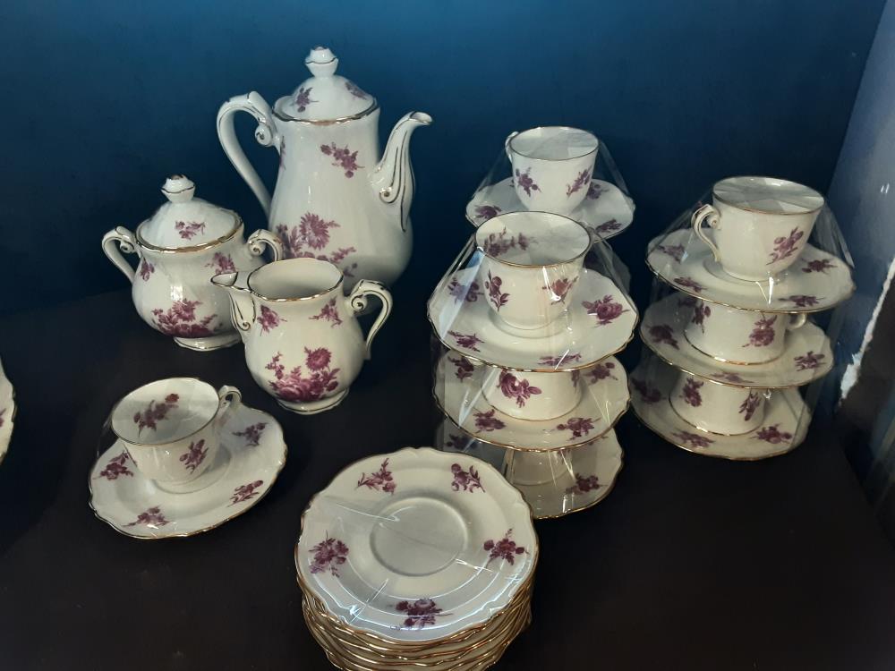 SERVICE A CAFE LIMOGES FLEURS ROSES 10 TASSES SOUS TASSES