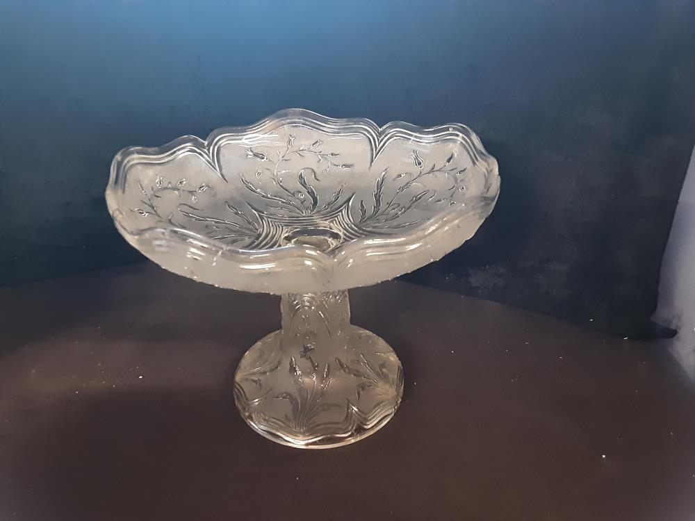 COUPE A FRUITS SUR PIED DECOR FLEURS